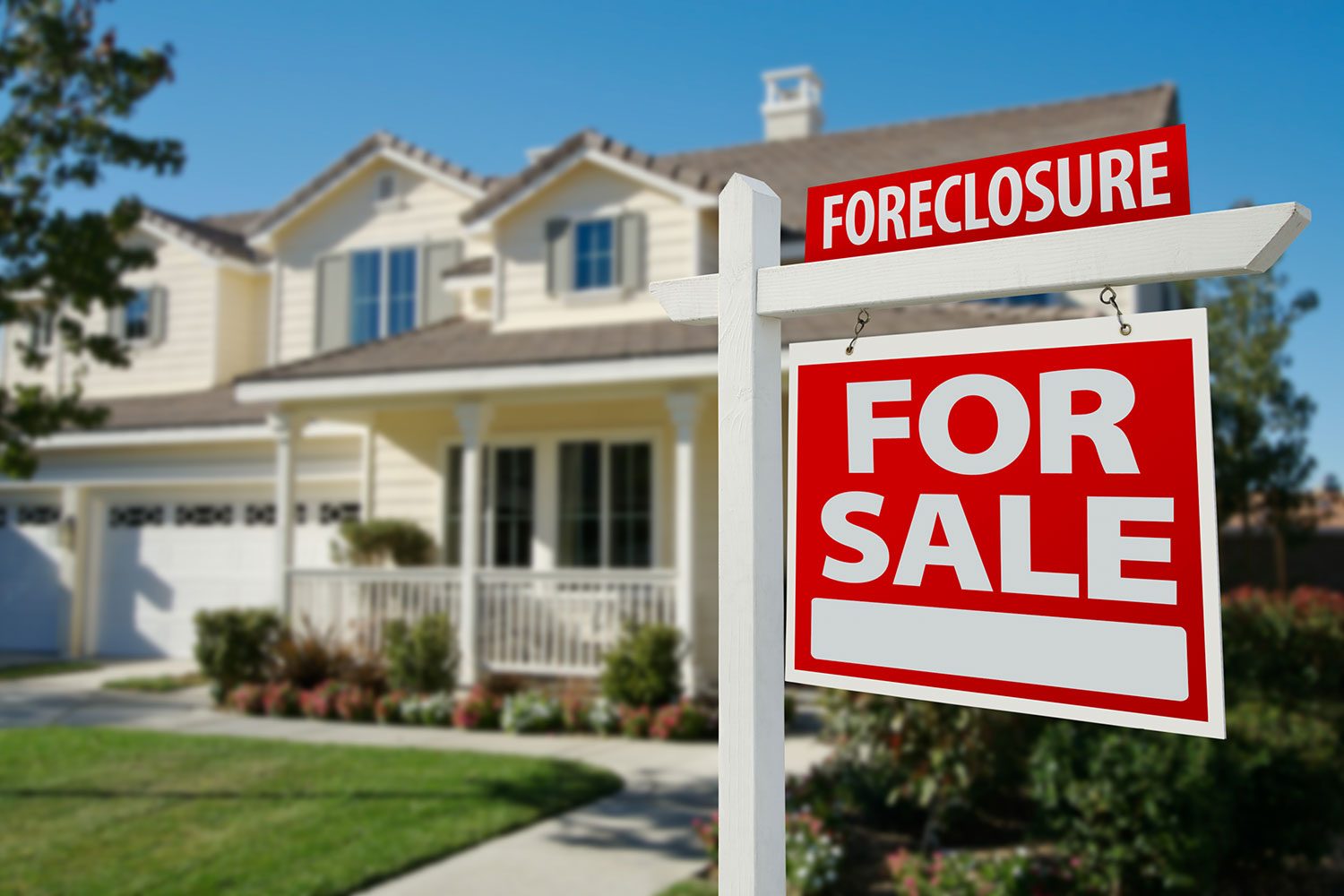 Buying home in foreclosure vs short sale