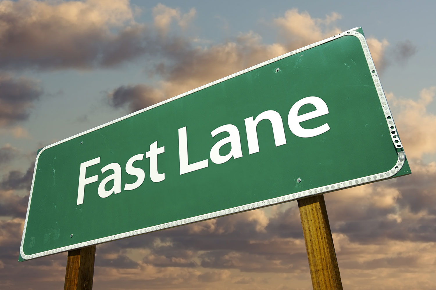 H1b Fast Lane 1500×1000